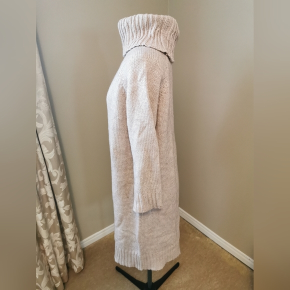 Sweater dress - Picture 2 of 4